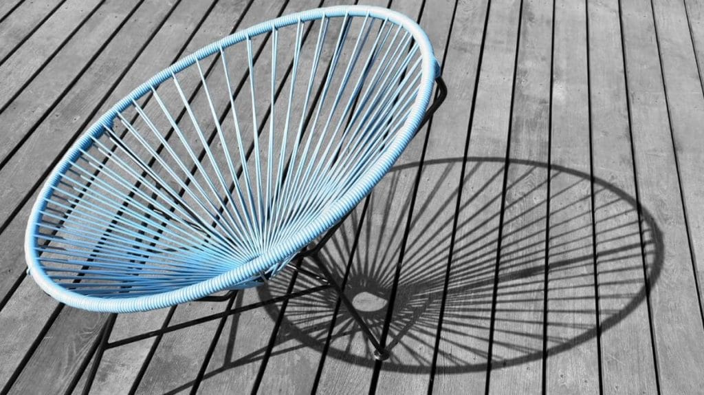 reconnaitre chaise bertoia