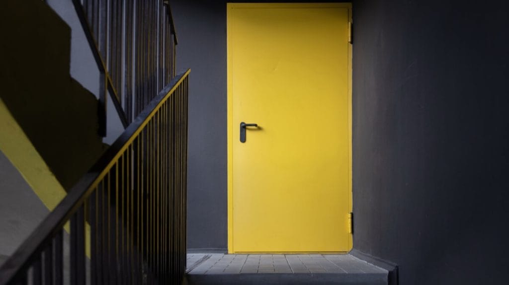 Comment ouvrir une porte claquée