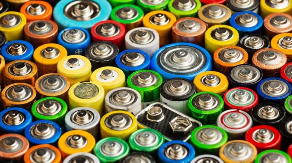 Pile solaire vs pile rechargeable