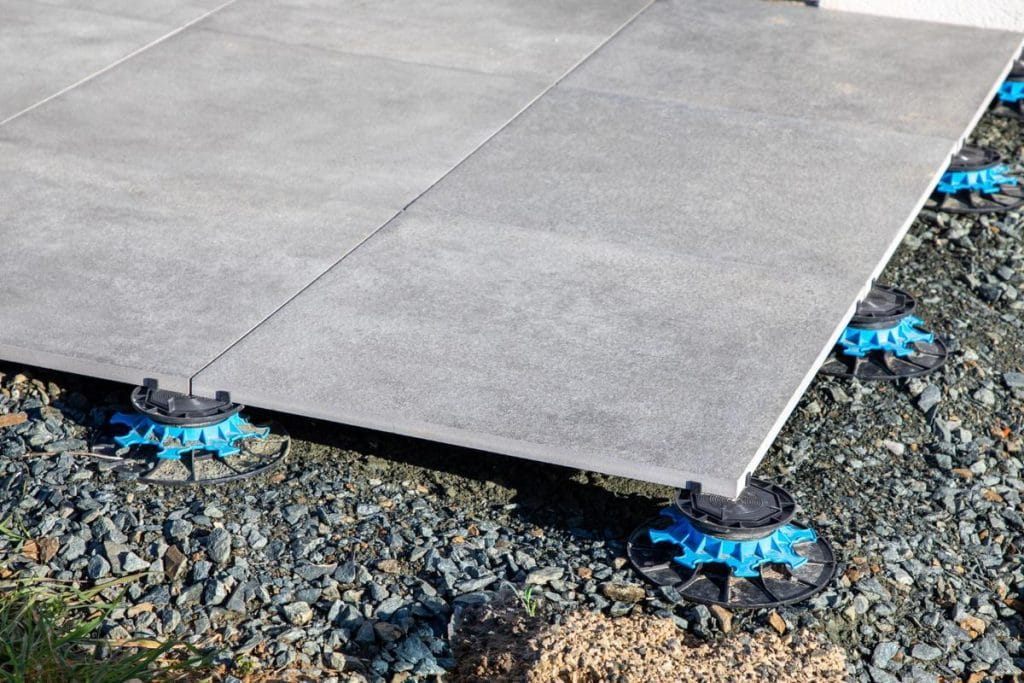 carrelage sur plot inconvenients