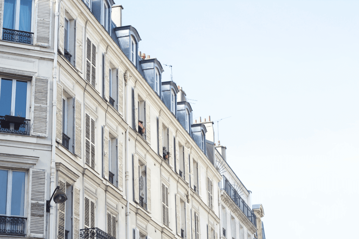 Comprendre les enjeux cachés derrière la maintenance des immeubles