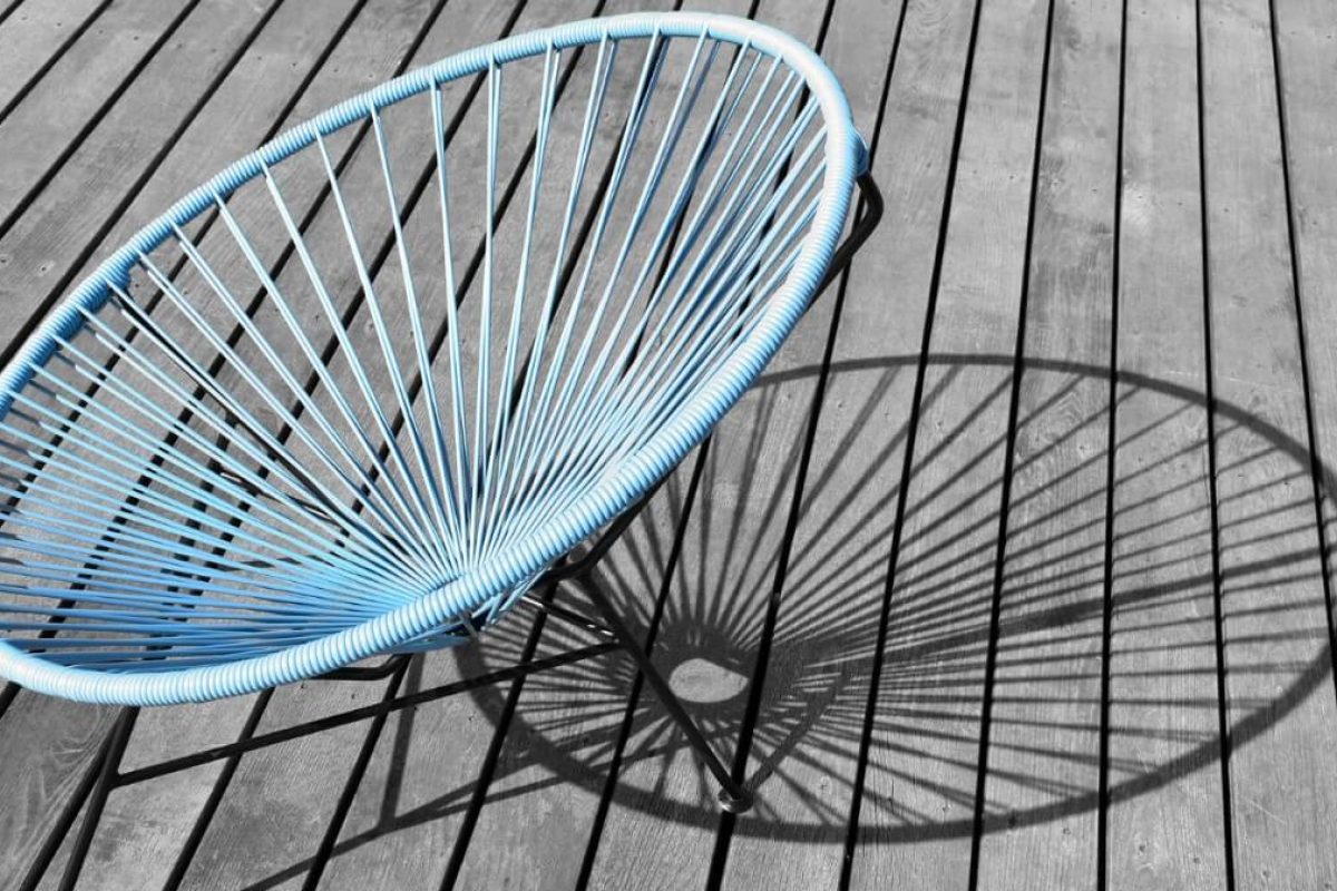 reconnaitre chaise bertoia